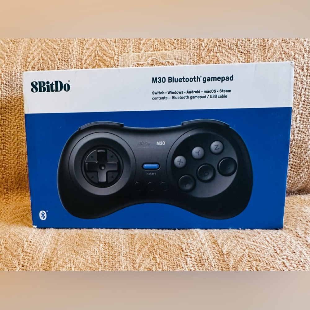 8BitDo M30 Bluetooth gamepad switch,windows,android... black new